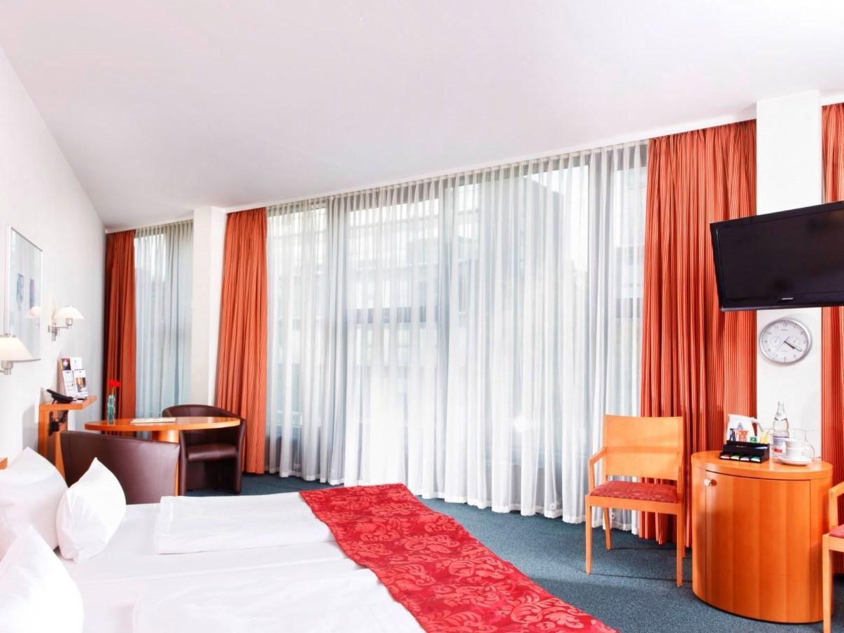 Hotel Am Borsigturm Berlin Bagian luar foto